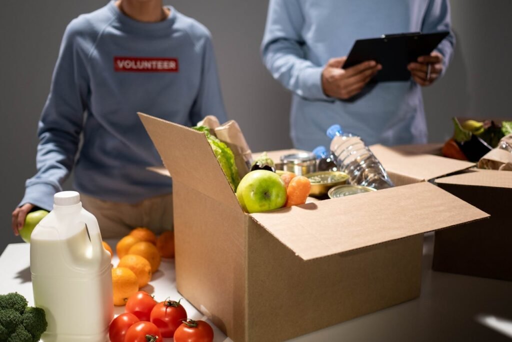 How Food-Grade Paper Packaging Protects Your Food Business (Crown Win Box)